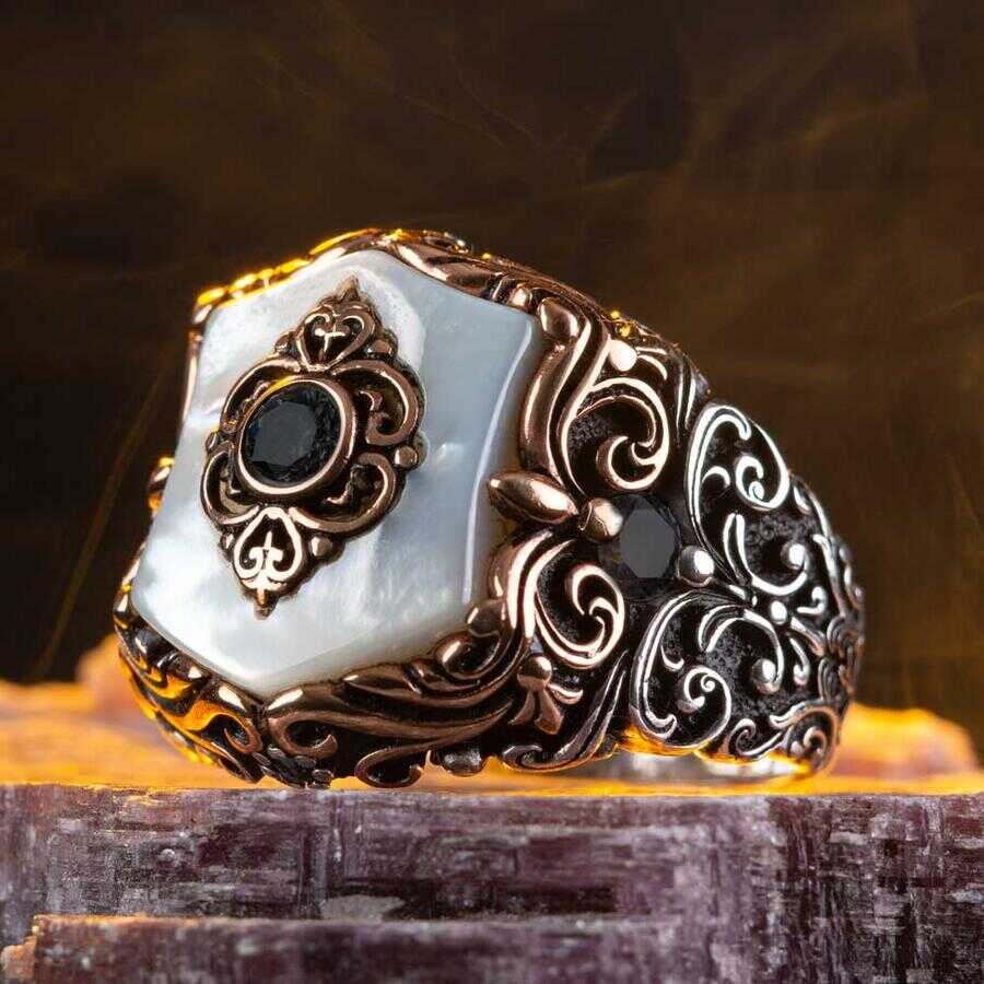 Fashionable Design White Mother of Pearl Stone Silver Men Ring